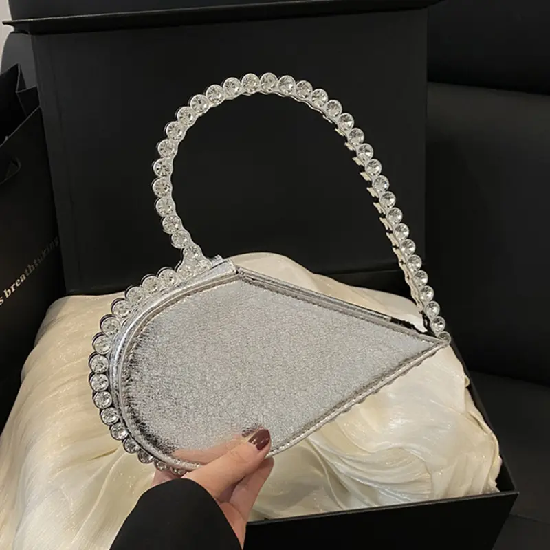 حقيبة سهرة