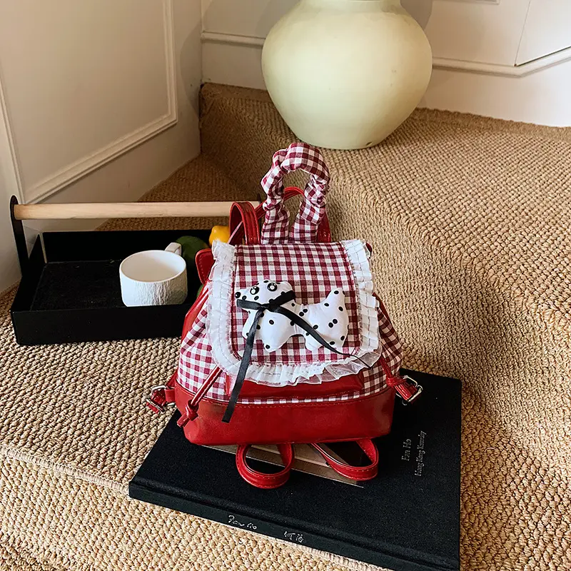 حقيبة ظهر طالبات صغيرة