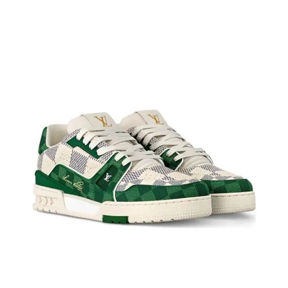 حذاء رياضي LV Trainer NK4183
