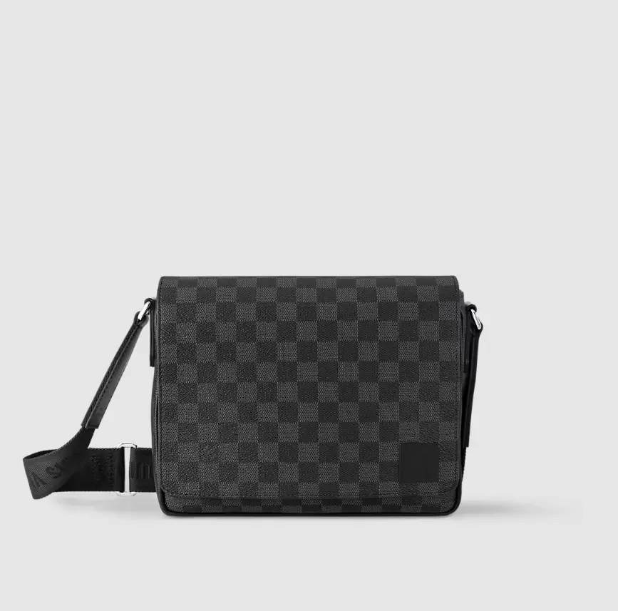 LV حقيبة رجالية 20*7*26 سم LBM126