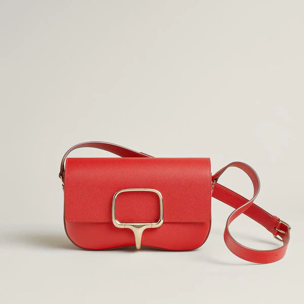 شنط هيرميس 21.5*15*6 سم HB330