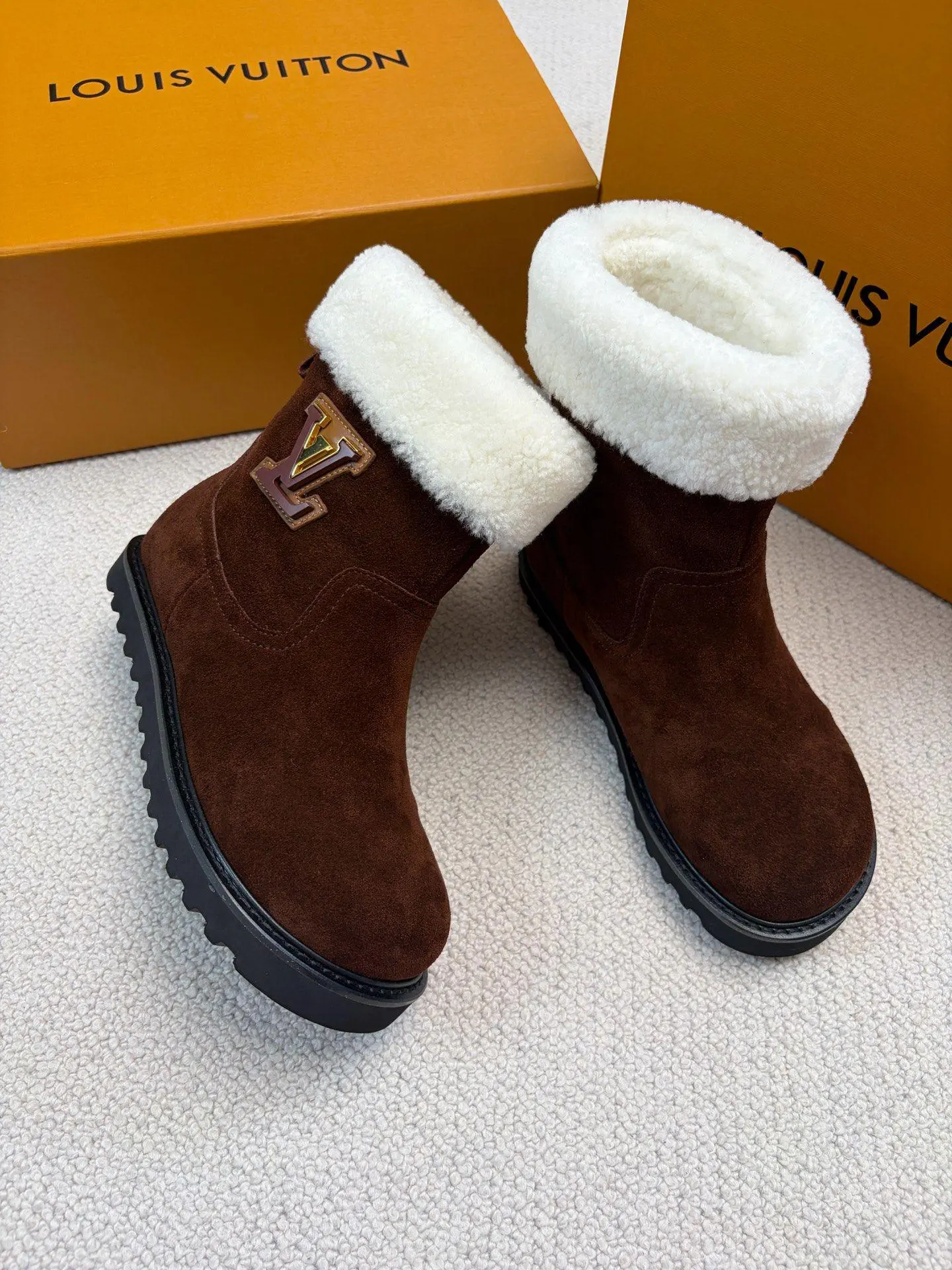 أحذية LV النسائية الأحذية NK4078 - صورة 1