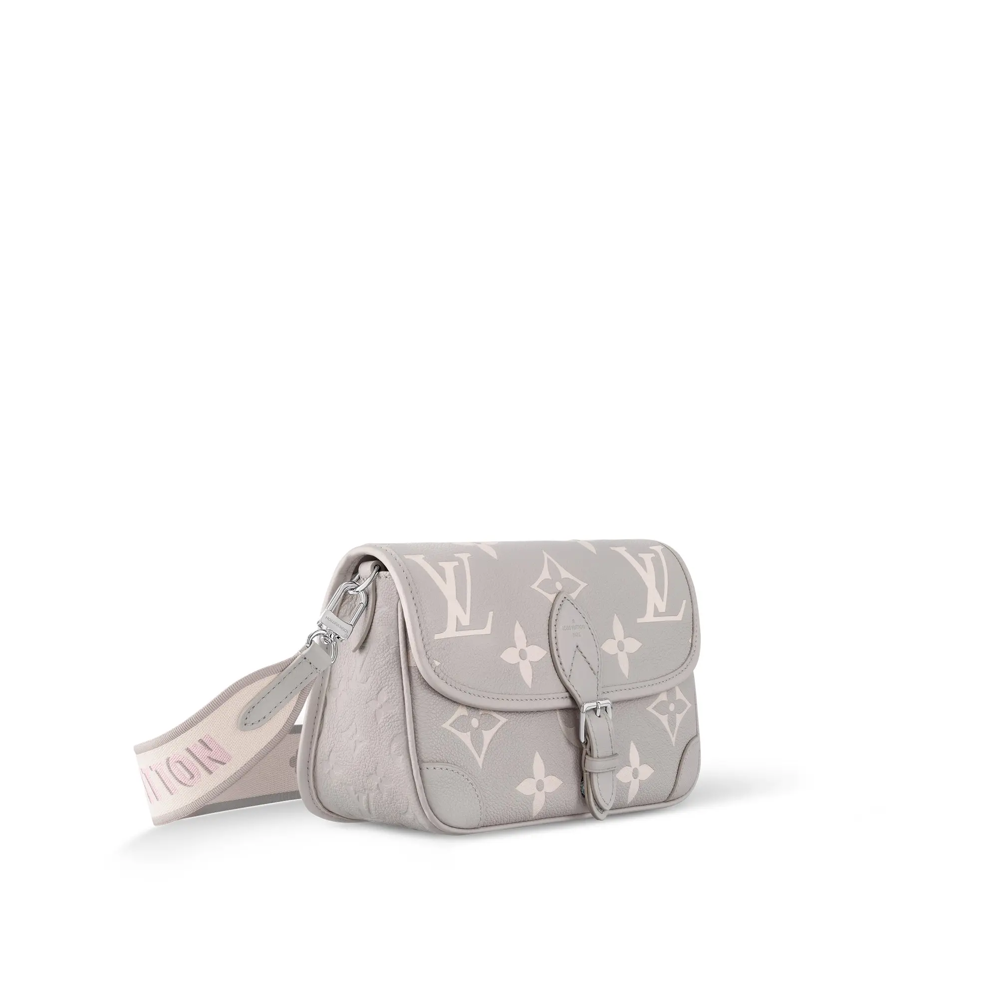 أكياس LV مقاس 15*9*24سم LB006 - صورة 1