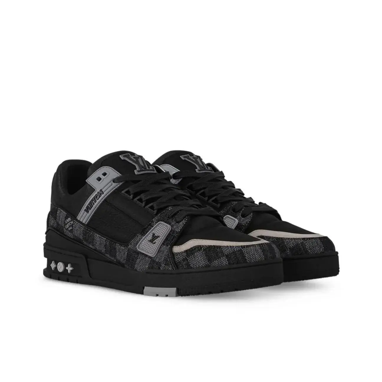 حذاء رياضي LV Trainer NK4185
