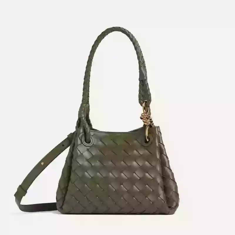 بوتيغا فينيتا 20*17*16.5 سم BTB059