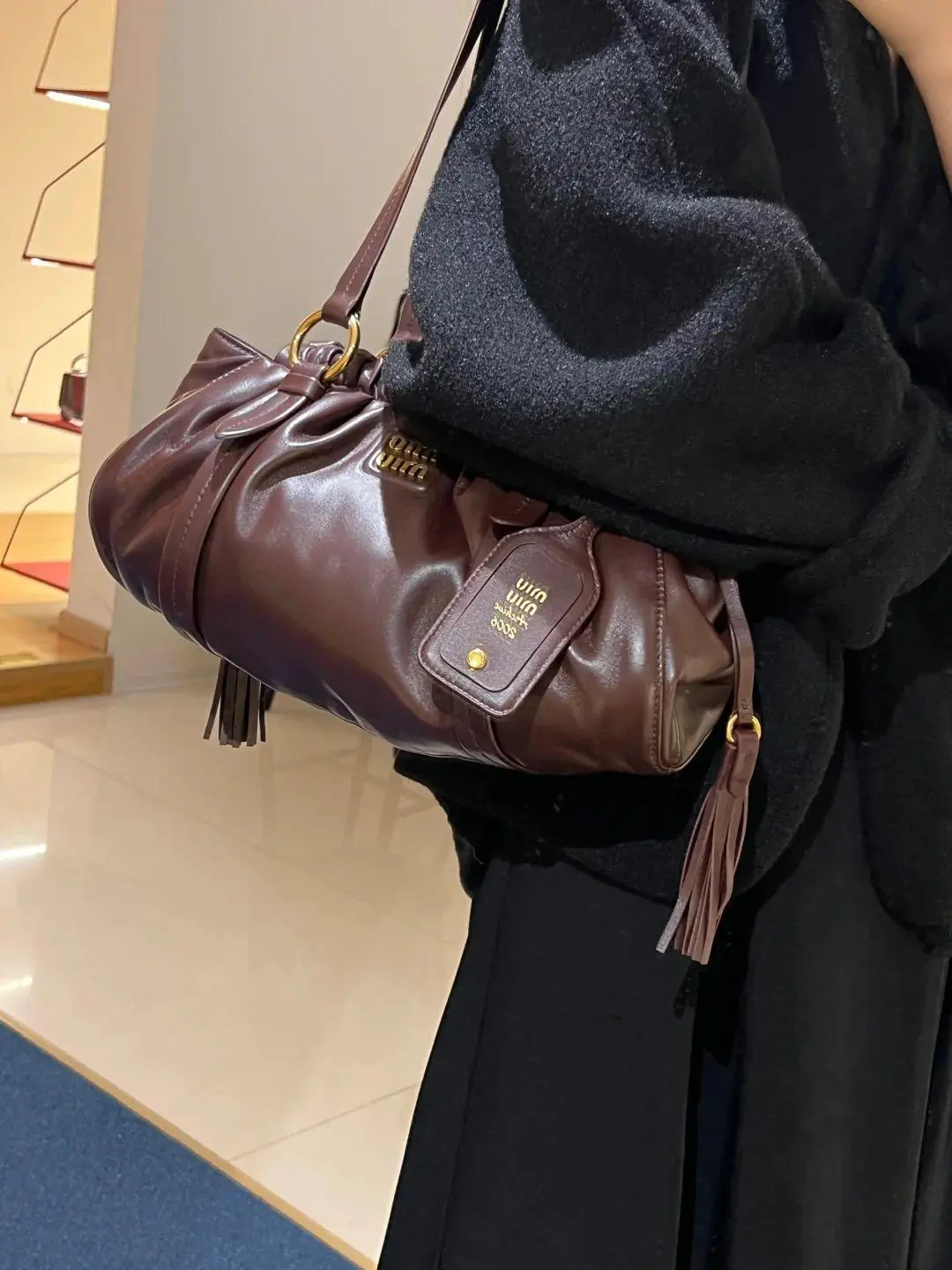 حقائب MIUMIU16سم*32سم*10.5سمMUB075 - صورة 3
