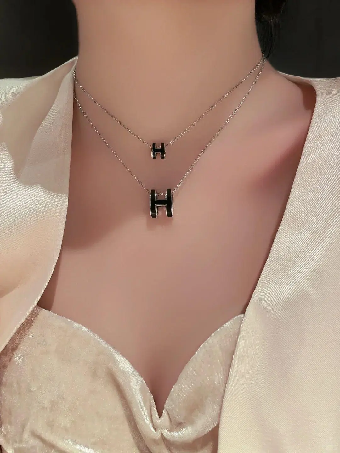 قلادة هيرميس HMS022 - صورة 1