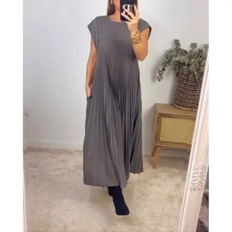 فستان نسائي - صورة 1