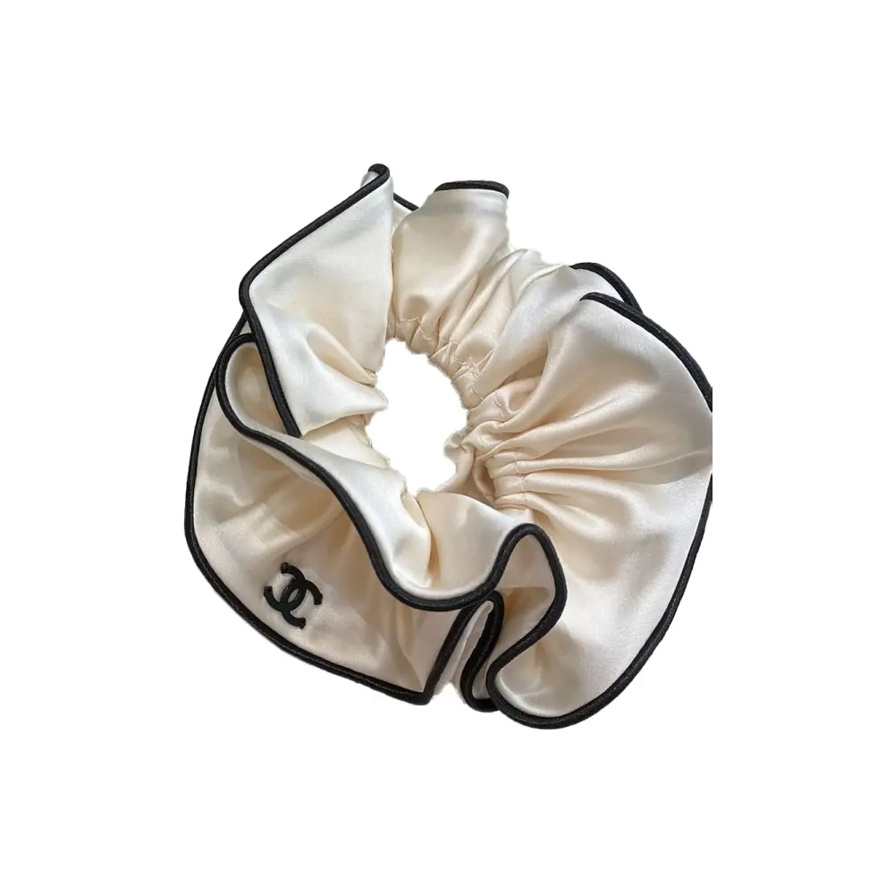 إكسسوارات الشعر شانيل CAN183