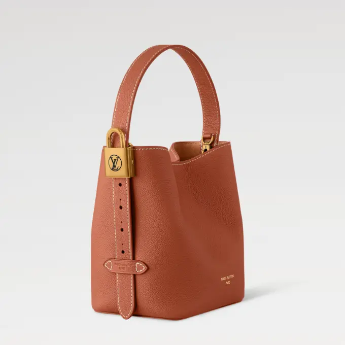 أكياس LV مقاس 18*12*16 سم LB306 - صورة 1