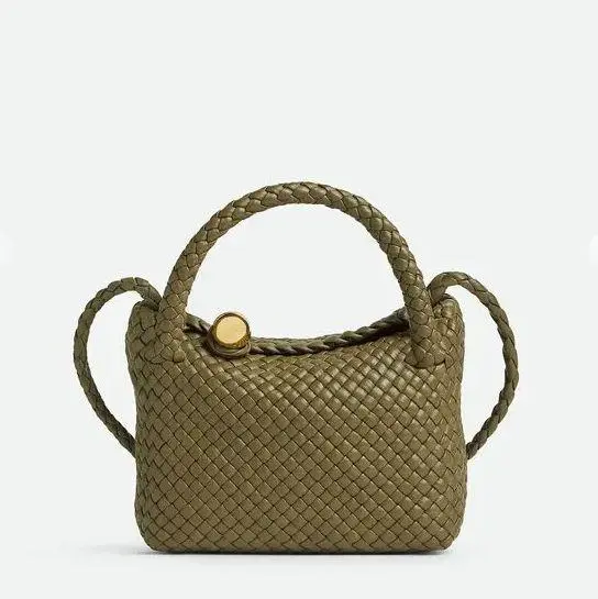 بوتيغا فينيتا 20*15.5*7 سم BTB544