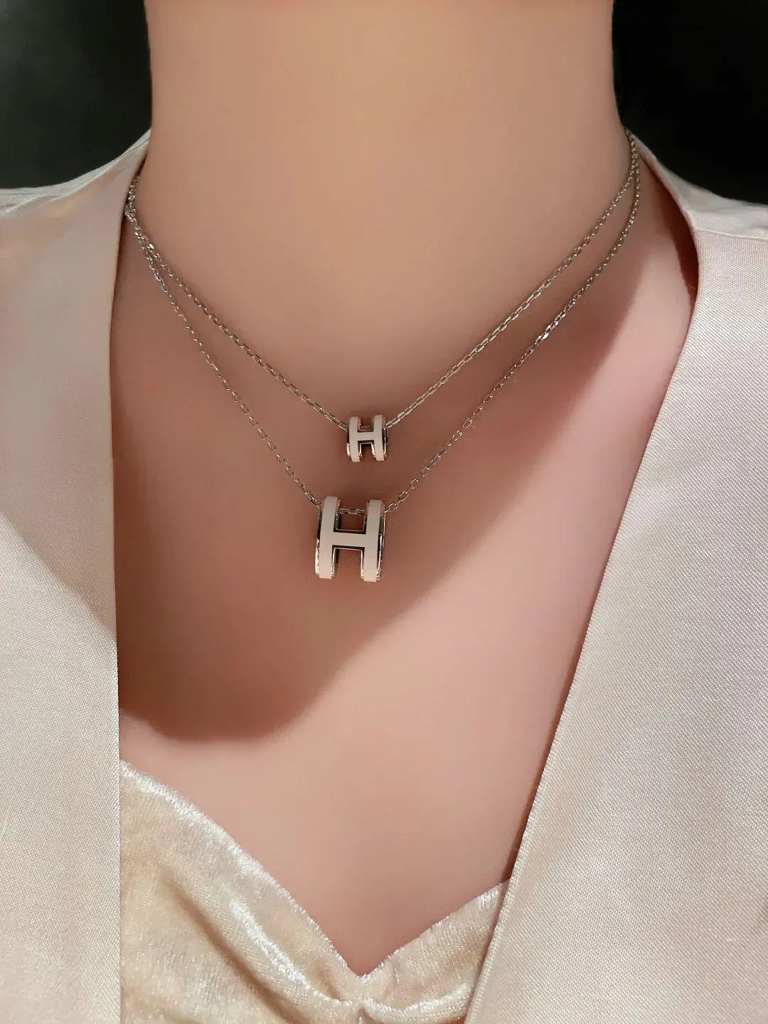 قلادة هيرميس HMS024 - صورة 1