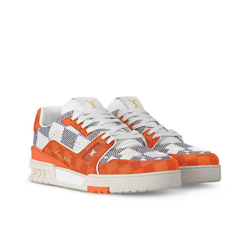 حذاء رياضي LV Trainer NK4186