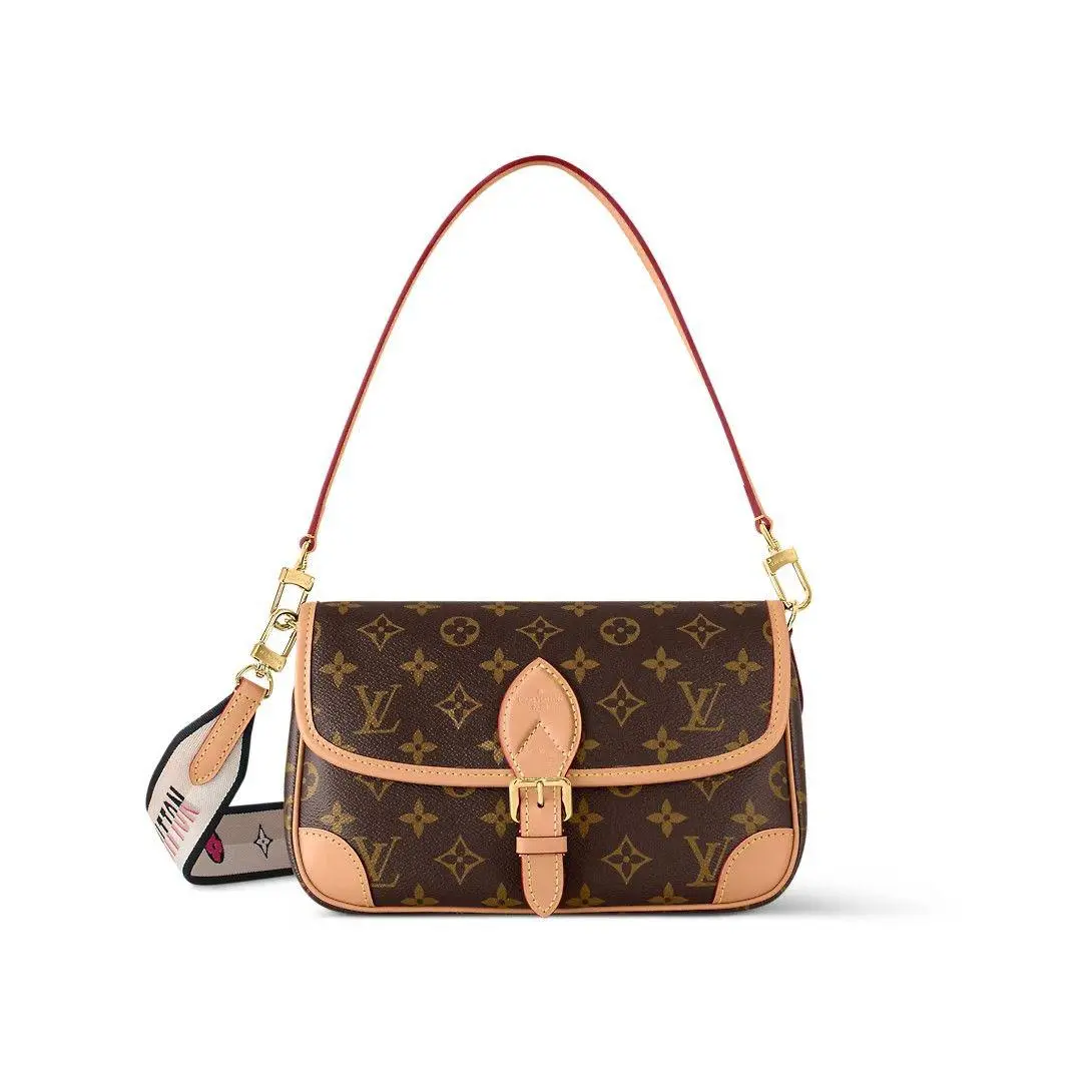 أكياس LV مقاس 15*9*24 سم LB137