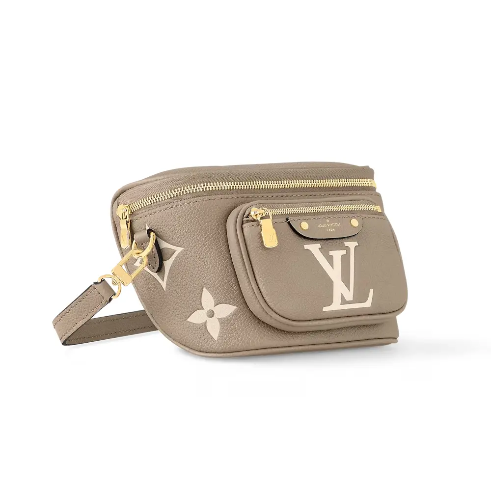 شنط LV مقاس 12*9.5*17 سم LB135 - صورة 1