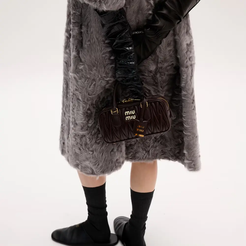 حقائب MIUMIU10.5سم*22سم*7.5سمMUB027 - صورة 3