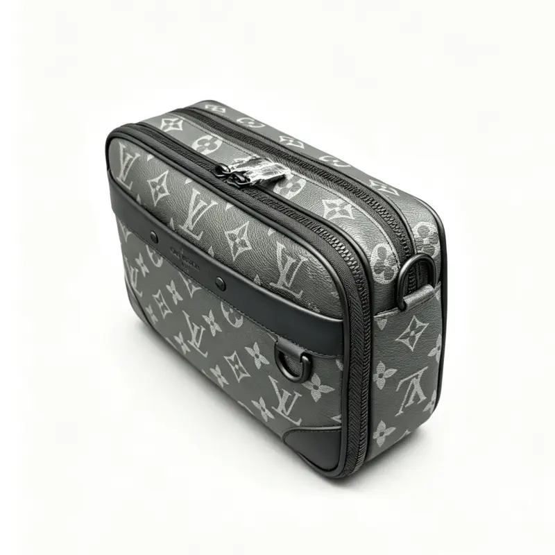 LV حقيبة رجالية 16*8*24 سم LBM113 - صورة 5