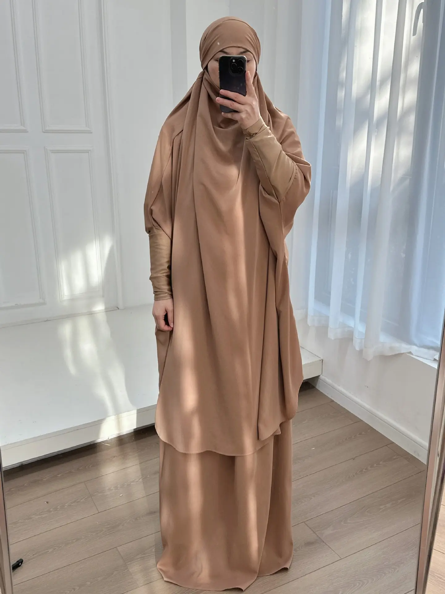 طقم أساسي واسع - صورة 4