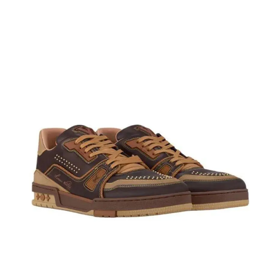 حذاء رياضي LV Trainer NK4166