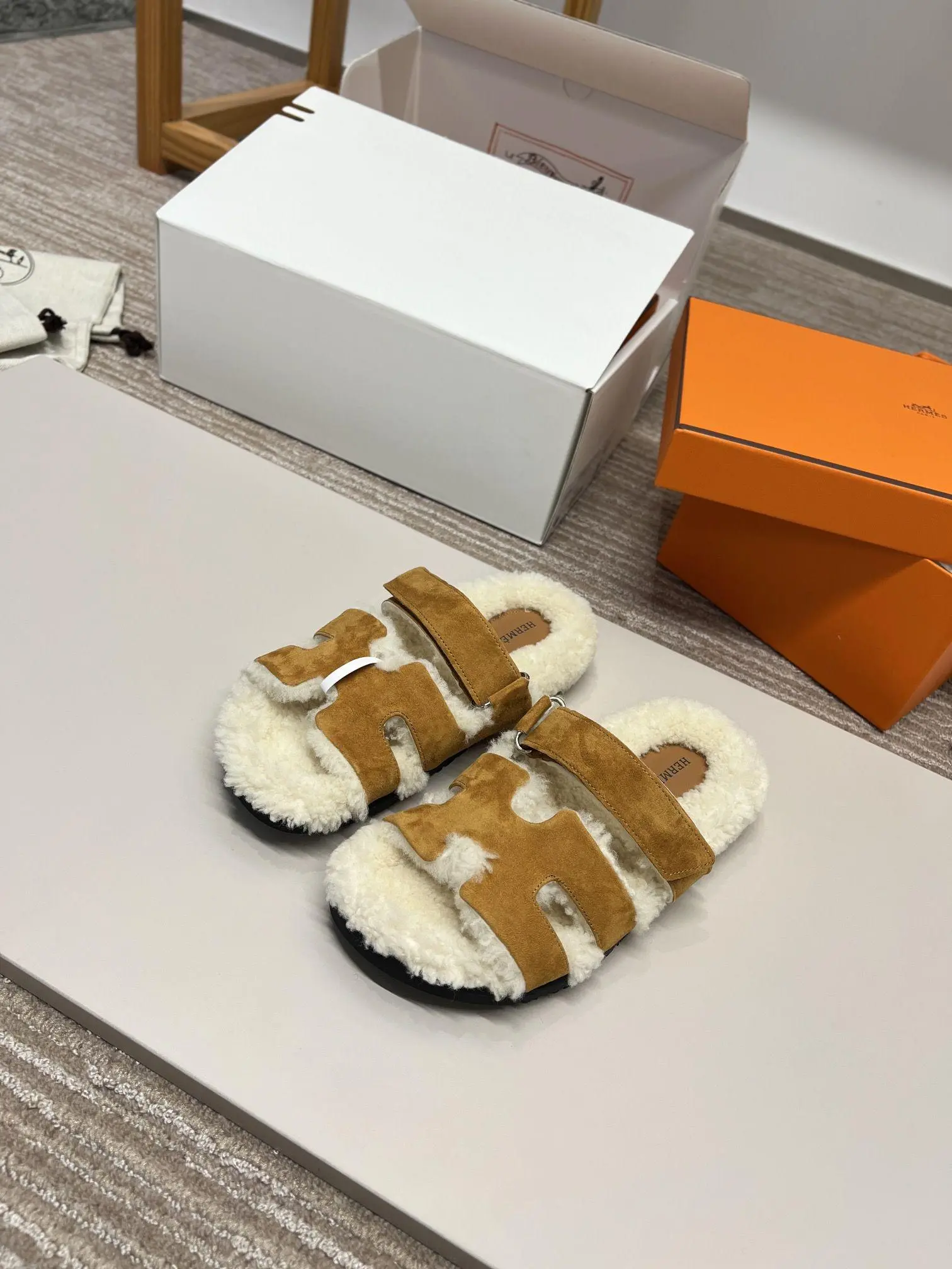 هيرميس أحذية نسائية NK4841 - صورة 1