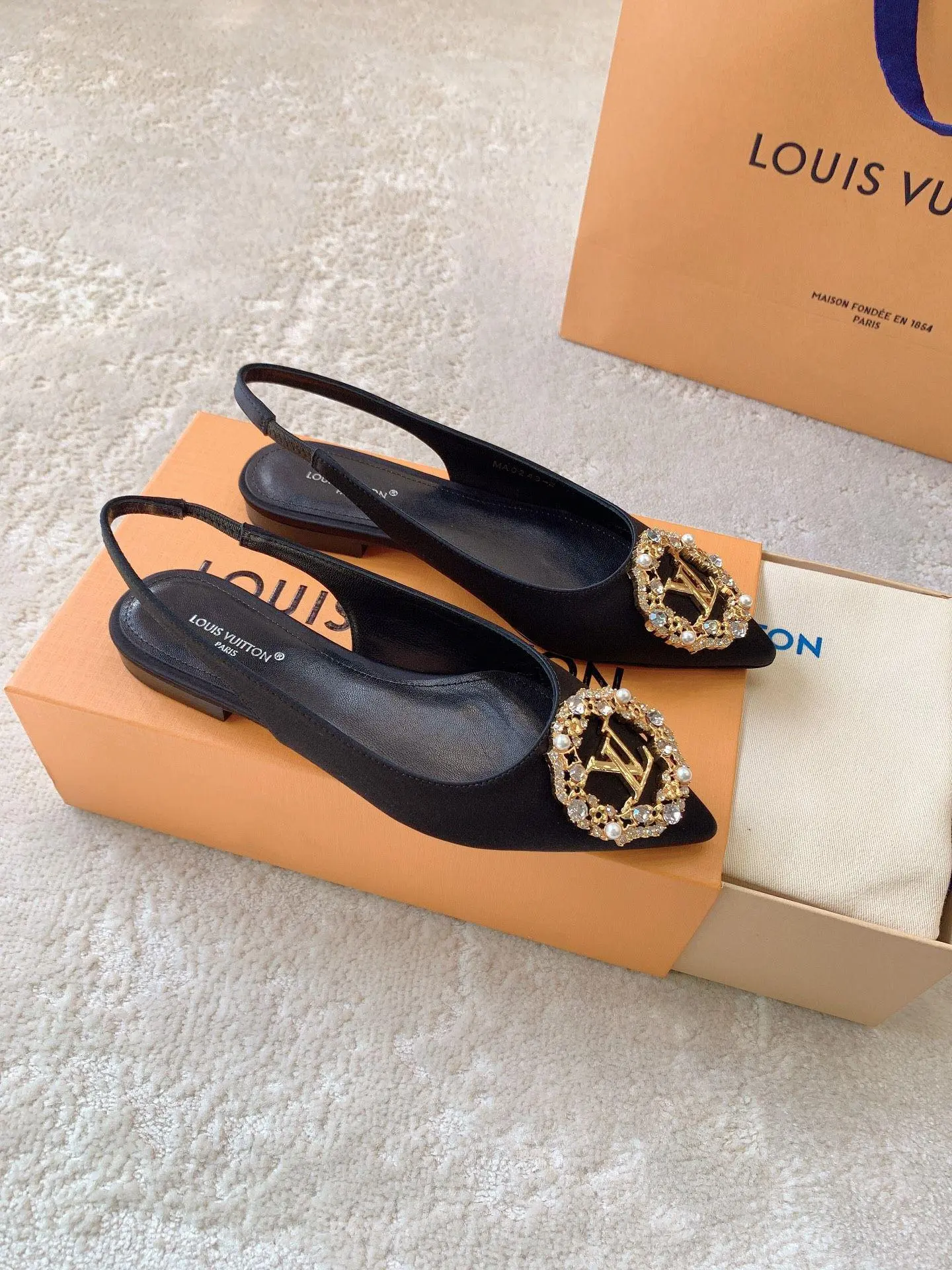 أحذية LV النسائية NK4900 - صورة 2