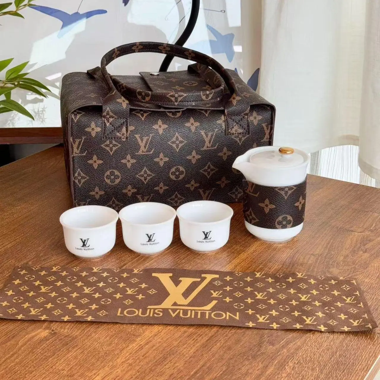 طقم شاي LV 4 قطع TB08 - صورة 2