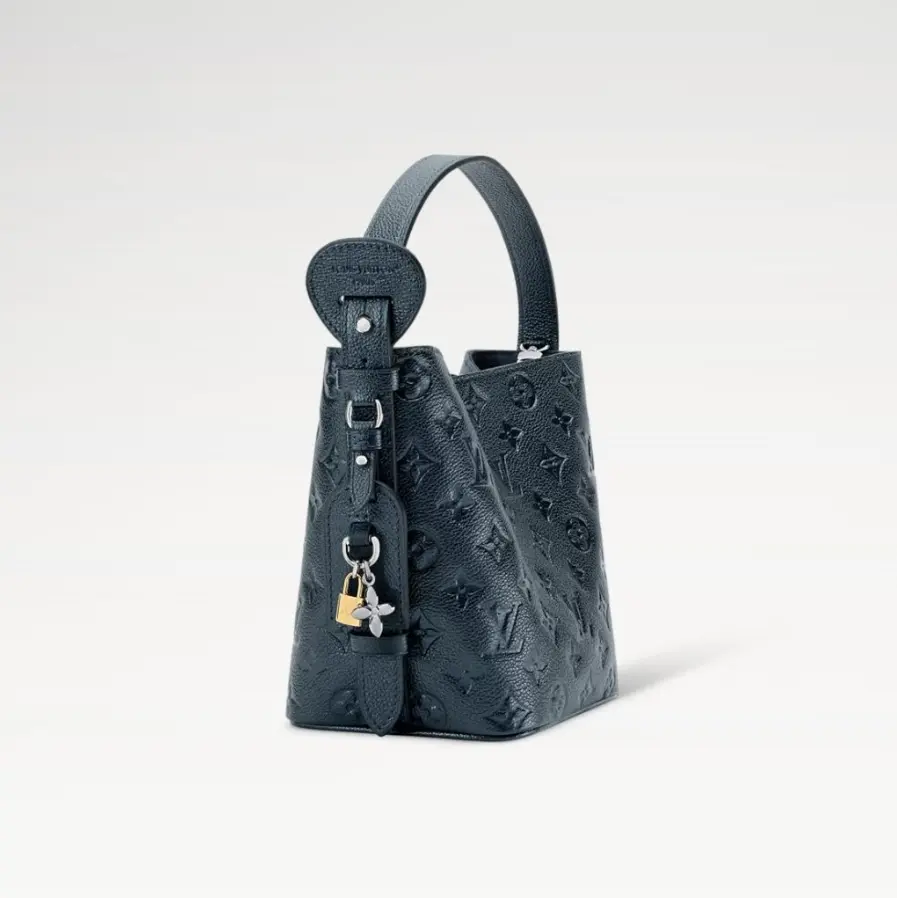 أكياس LV مقاس 18*12*16 سم LB361 - صورة 1