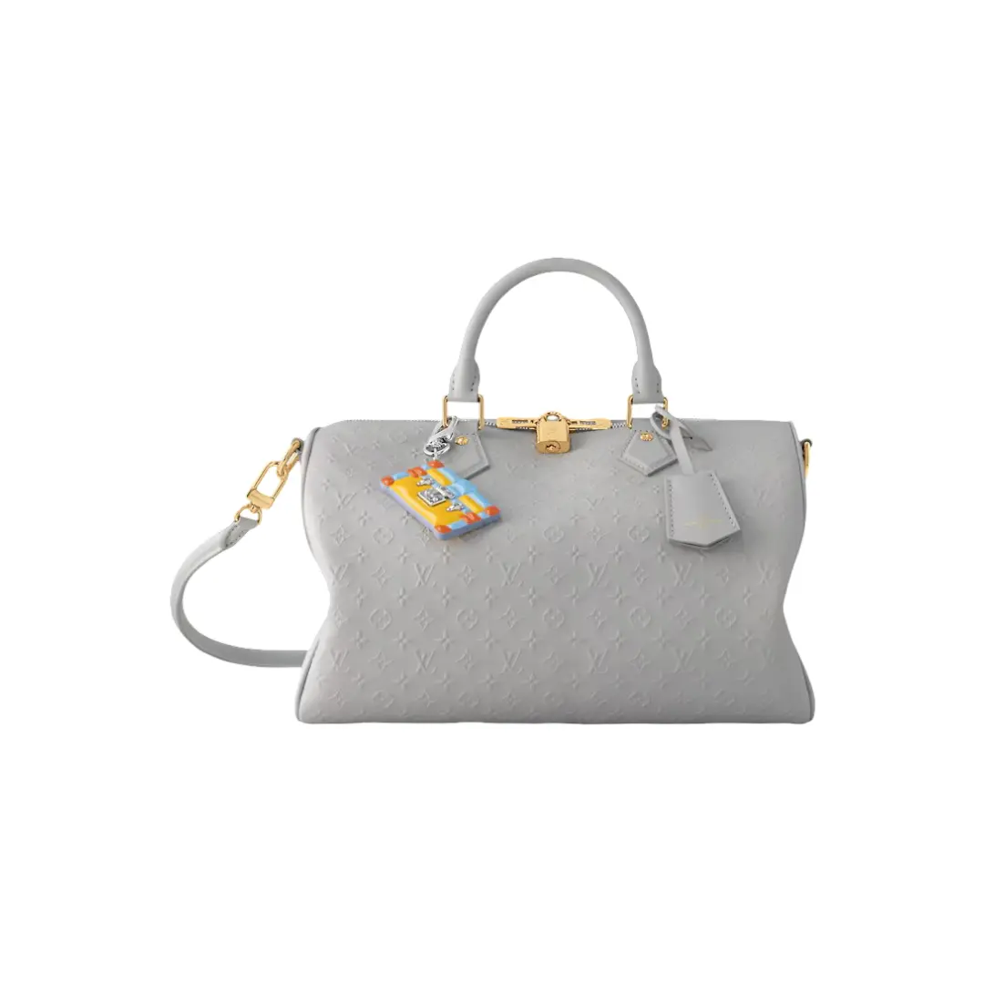 شنط LV مقاس 17*30*21 سم LB164