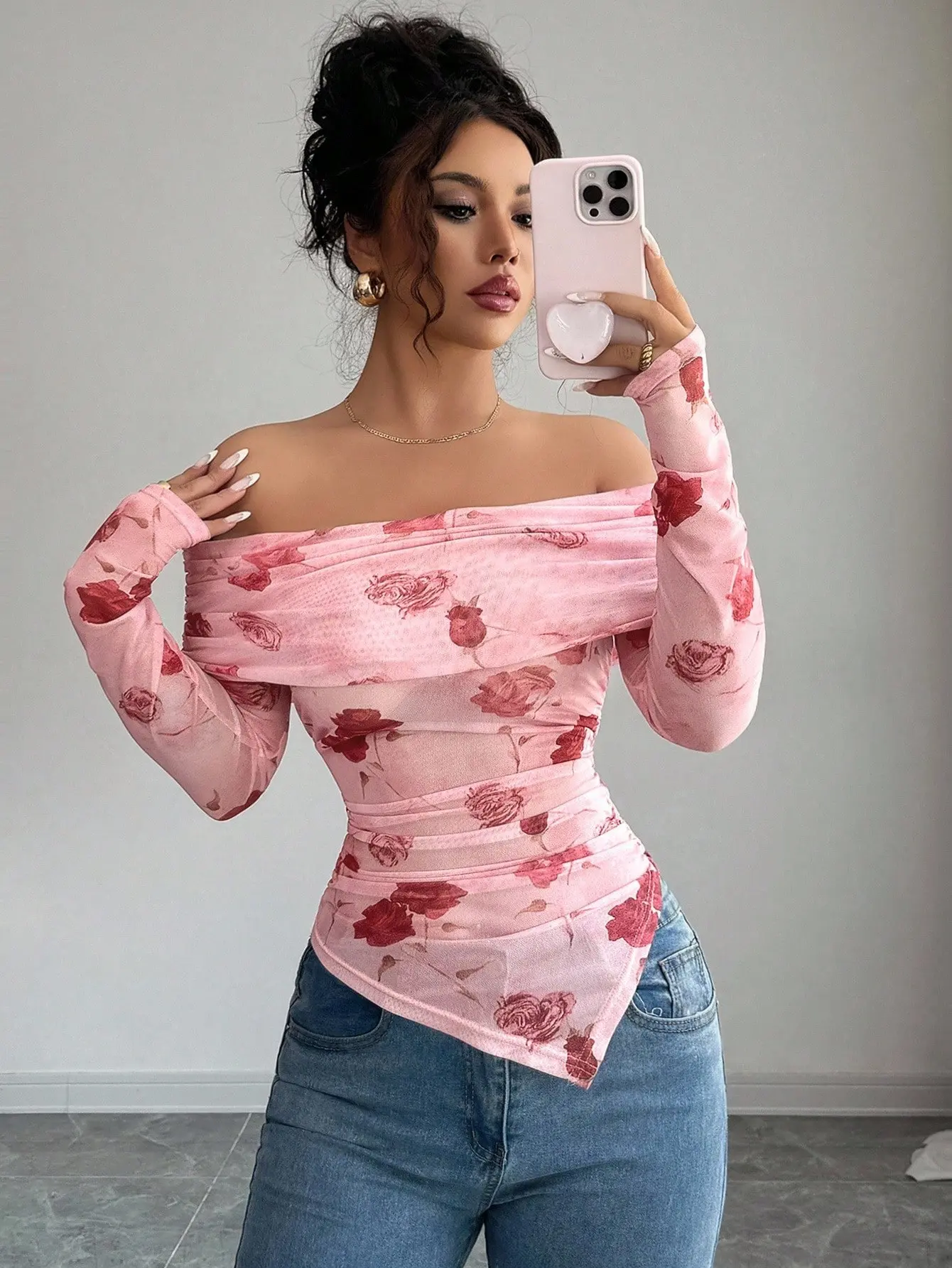 توب بياقة كتف مكشوف دانتيل - صورة 2