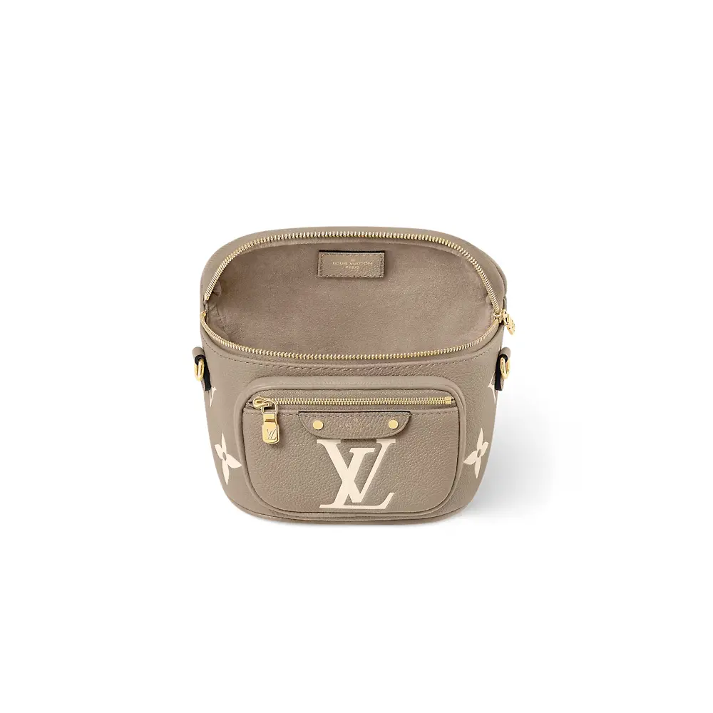 شنط LV مقاس 12*9.5*17 سم LB135 - صورة 2