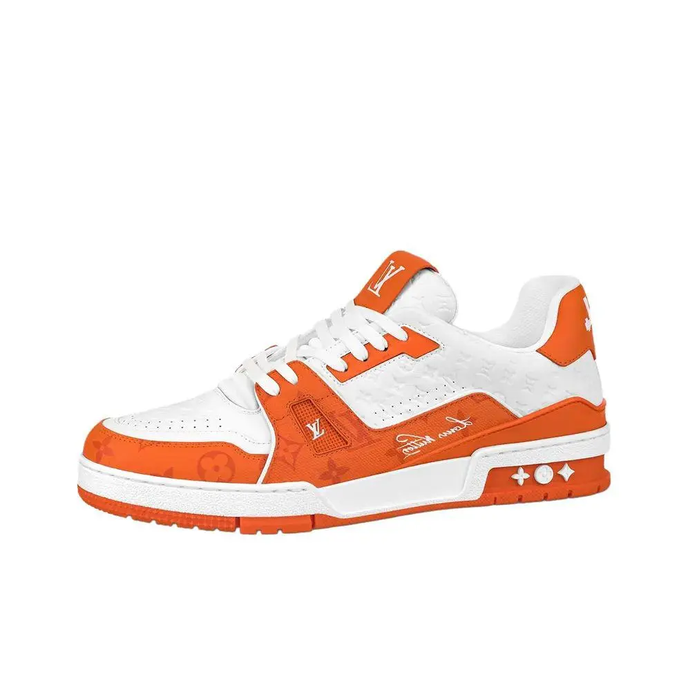 حذاء رياضي LV Trainer NK4143